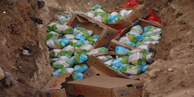 Habur`da 15 Ton Kaçak Tavuk İmha Edildi