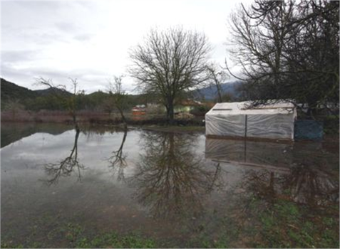 Fethiye`de Tarım Arazileri ve Bazı Evleri Su Bastı