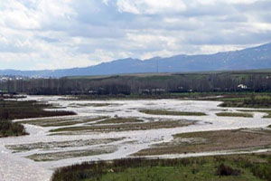 Arnavutluk`ta Binlerce Dönüm Tarım Arazisi Sular Altında Kaldı