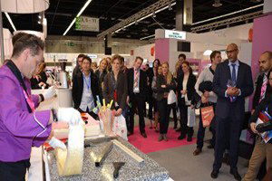 Türk Firmaları Almanya`daki Fuarda Gövde Gösterisi Yaptı