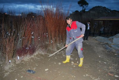 Mut Çiftçisi Alternatif Tarım Ürünlerine Yöneliyor