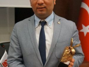 Senenin İlk Narenciye Balı Hasadı 22 Nisan`da Yapılacak