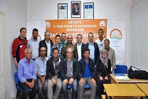 Gediz`de 25 Çobana `Sürü Yönetimi Elemanı` Belgesi