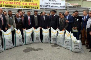 Çiftçilere 40 Ton Macar Fiği Tohumu Dağıtıldı