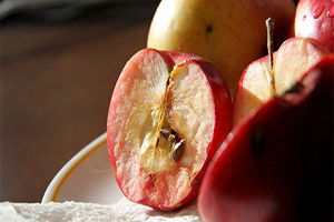 İçi Kırmızı Renkli Elma` İçin Proje Geliştirildi