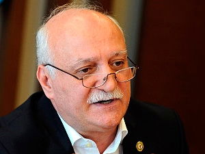 Şemsi Bayraktar`dan Kar Yağışı Açıklaması