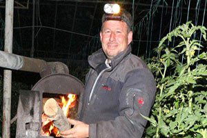 Antalya`da Soğuk Hava Çiftçiyi Vurdu