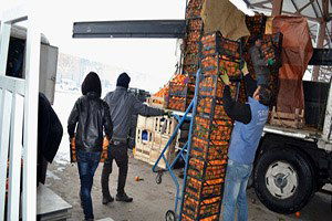 Batman`a Sebze Ve Meyve Sevkiyatı Durdu