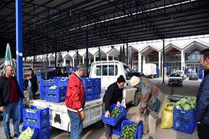 Fırtına Sebze ve Meyve Fiyatlarını Yükseltmedi