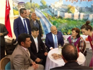 Başkan Türe Mersin´de Fuar´da