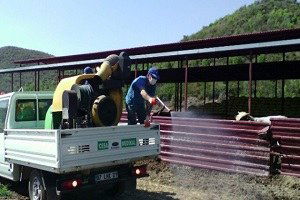 Manavgat`ta Besihaneler İlaçlandı