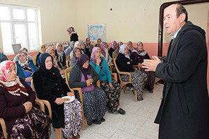 Aksaray`da Kadın Çobanlar Yetişiyor