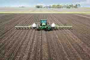 Eskişehir`de Modern Gübreleme Çalışmaları Sürüyor