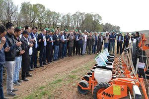 Kayseri Şeker`in Toprak Analizleri Çiftçinin Yüzünü Güldürdü