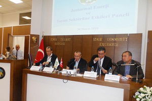 İzmir Sermayesi Tartıştı: Tarım mı, Enerji mi?