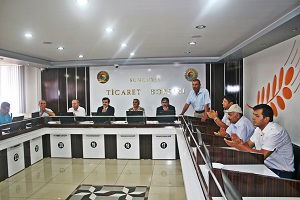 Yılın İlk Mahsulleri Alıcı Buldu