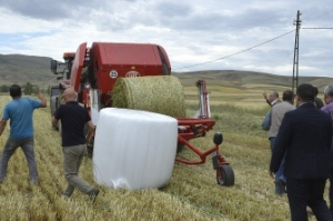DAP İdaresi`nden Silaj Makinası Desteği