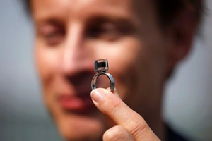 Kirli Havadan Değerli Taş Ürettiler