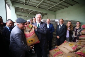 Çiftçilere Macar Fiği Tohumu Dağıtıldı