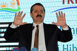 Bakan Çelik: `Tarım Arazilerinin Kıymetini Bilelim`