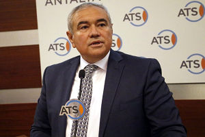 Çinliler Afrika`da Domates Yetiştirip Avrupa`ya Satıyor