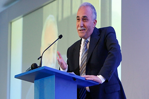 Bakan Fakıbaba`dan Yolsuzluk ve Usülsüzlük İddialarına İlişkin