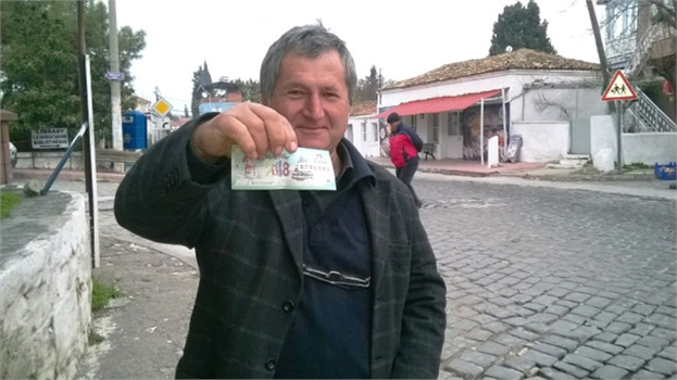 Yılbaşı Çekilişinden Çıkan Parayla Tarım Kredi Borcunu Kapattı