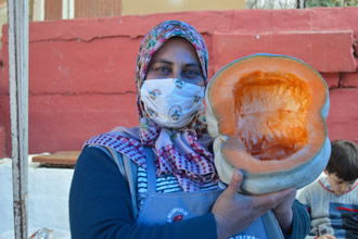 Dedeköy`e Kadın Eli  Değdi