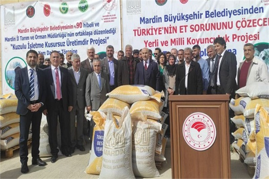 Et Ve Süt Üreticilerine 100 Ton Yem Desteği Verildi