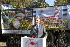 Adıyaman`da Çiftçilere 6 Bin Ceviz Fidanı Dağıtıldı